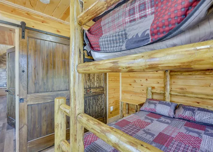 Peaceful Wyoming W/ Spacious Deck & Wet Bar!