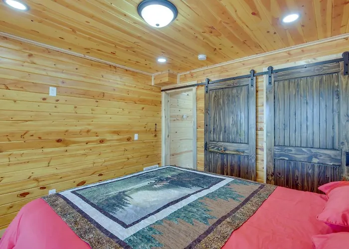 Peaceful Wyoming W/ Spacious Deck & Wet Bar! Holiday home