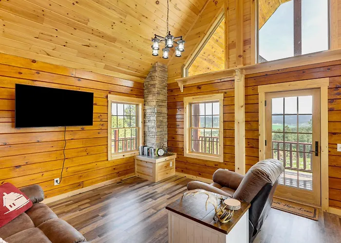 Peaceful Wyoming W/ Spacious Deck & Wet Bar! Holiday home Sundance