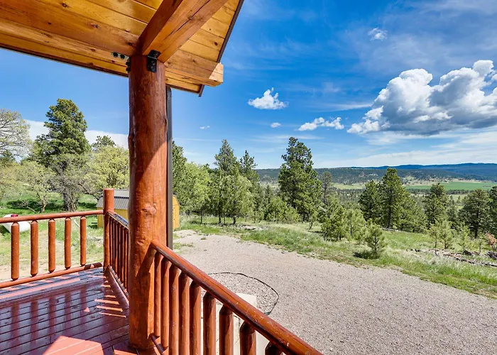 Peaceful Wyoming W/ Spacious Deck & Wet Bar! Holiday home