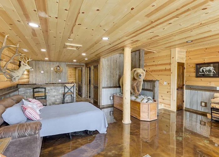 Holiday home Peaceful Wyoming W/ Spacious Deck & Wet Bar! *