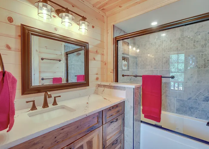 Peaceful Wyoming W/ Spacious Deck & Wet Bar!