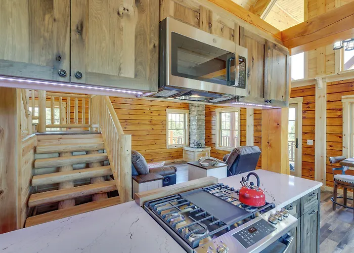 Holiday home Peaceful Wyoming W/ Spacious Deck & Wet Bar! Sundance